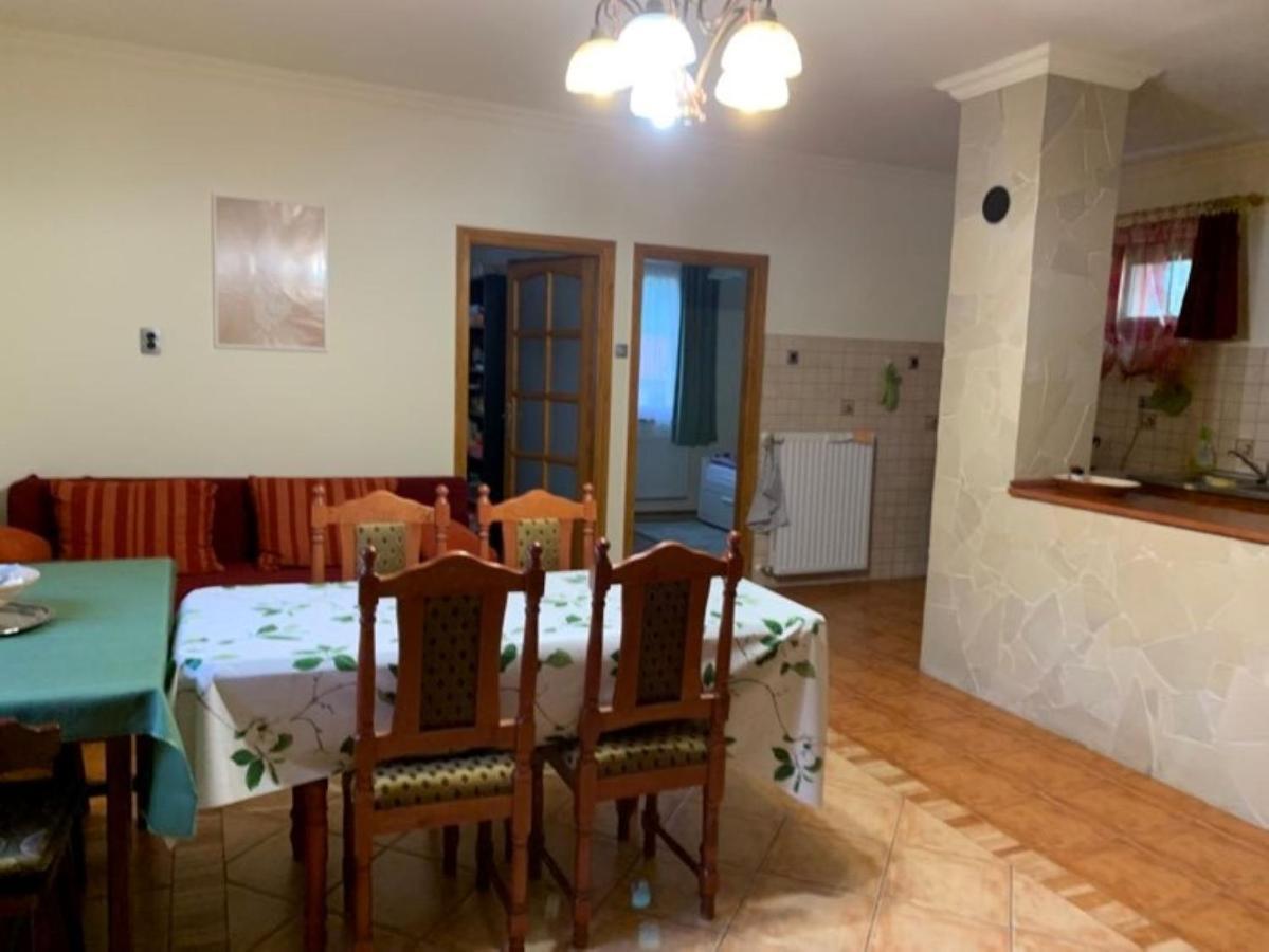 Villa Gyoengyvirag Vendeghaz Noszvaj Exterior foto